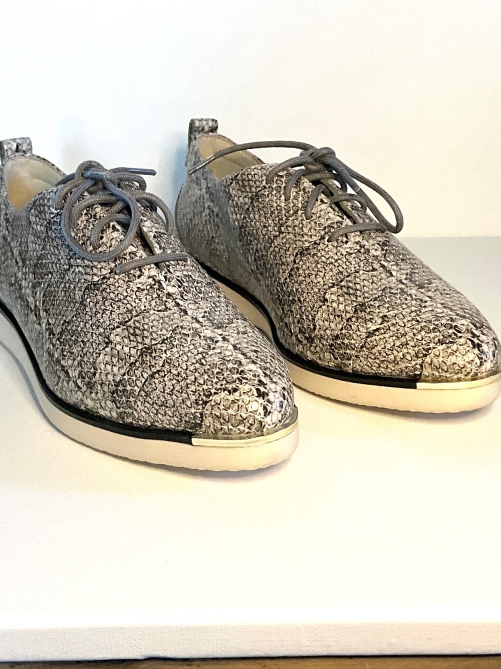 Cole Haan NWT Python Oxford Shoes Gold Cap Toe Size 6B Narrow Statement Shoe